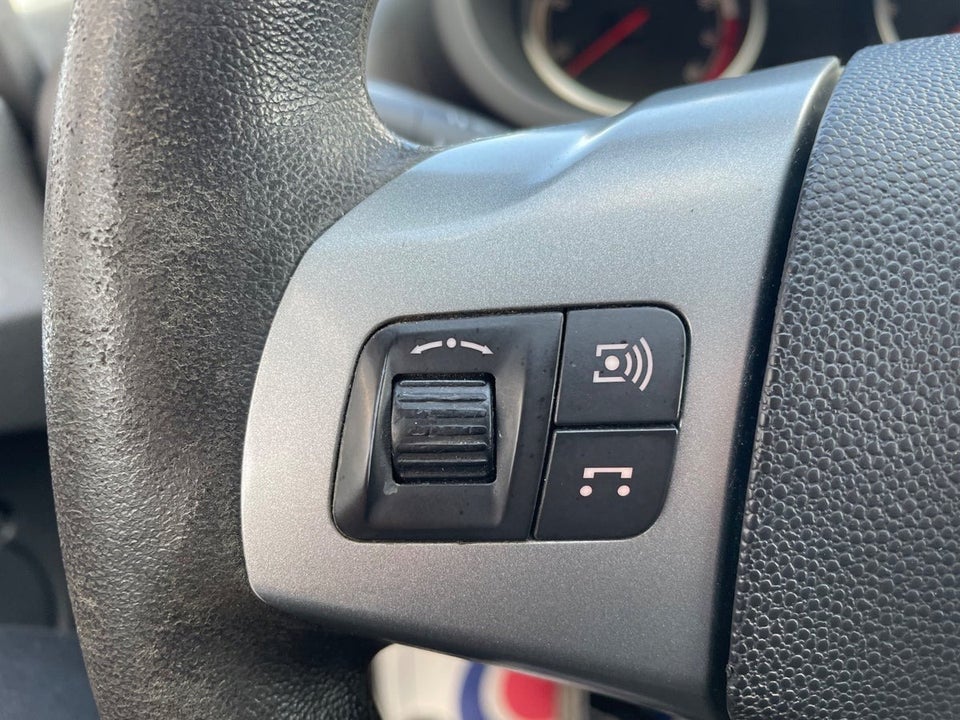 Opel Corsa 1,2 16V Enjoy 5d