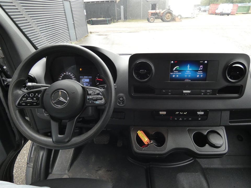 Mercedes Sprinter 317 2,0 CDi A2 Kassevogn aut. RWD