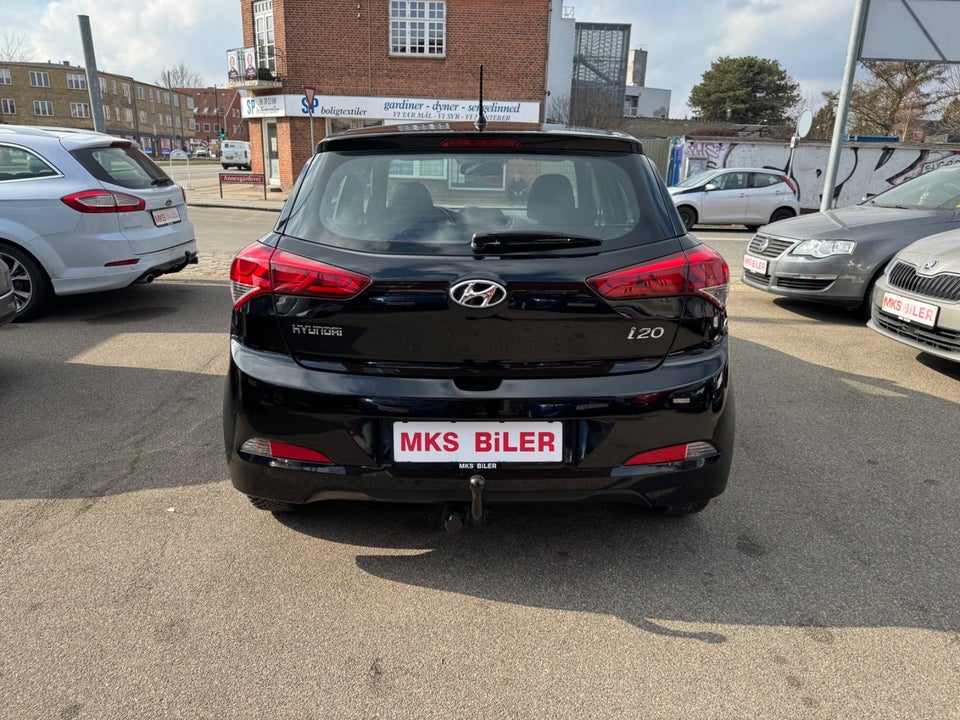 Hyundai i20 1,25 Fresh 5d