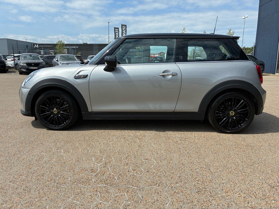 MINI Cooper SE Maximise 3d