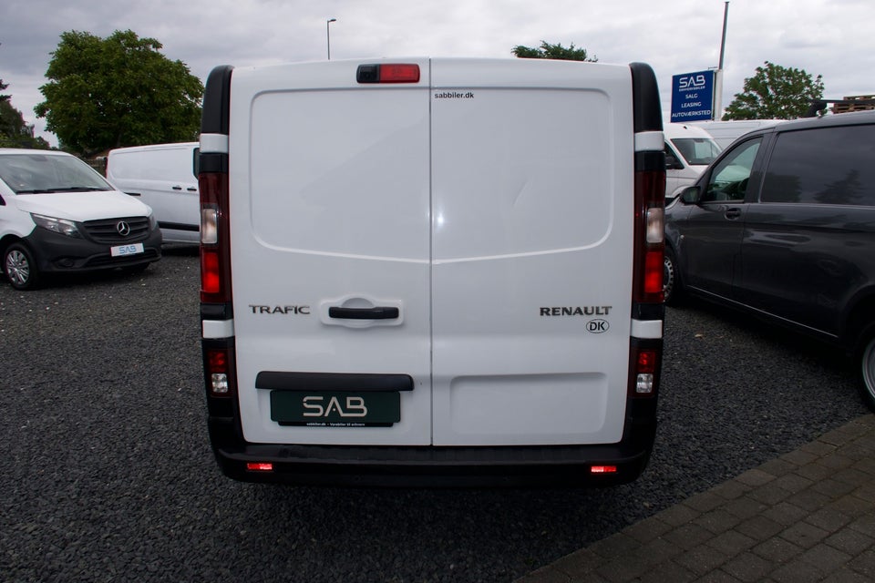 Renault Trafic T29 2,0 dCi 145 L1H1 EDC