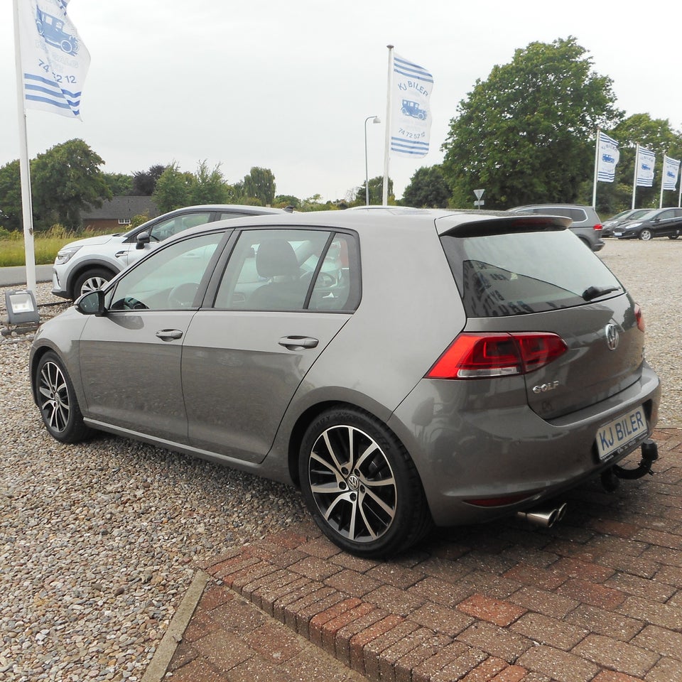 VW Golf VII 1,4 TSi 140 Highline BMT 5d