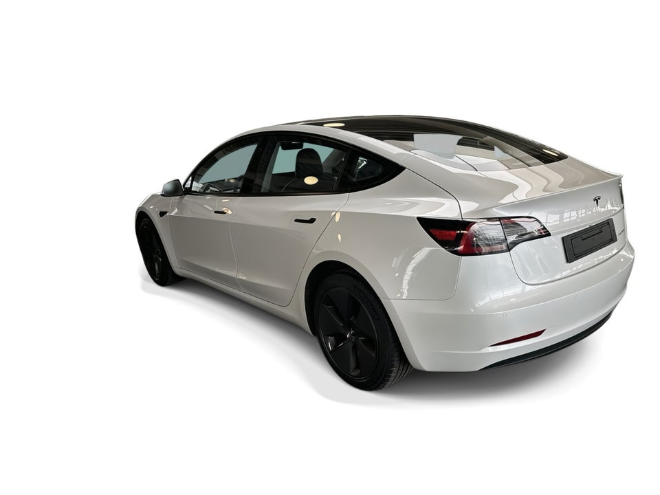 Tesla Model 3 Long Range AWD 4d