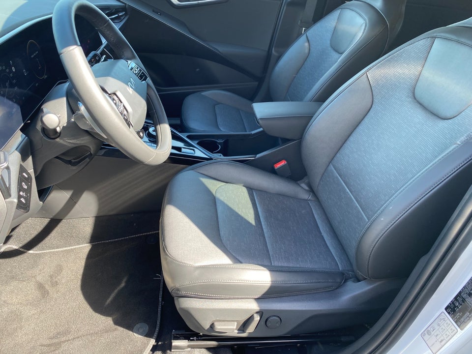 Kia Niro 64 EV Upgrade 5d
