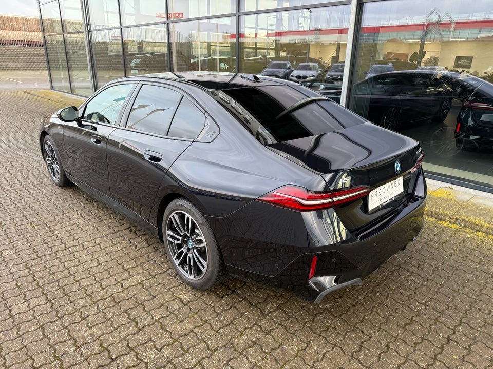BMW i5 eDrive40 M-Sport 4d