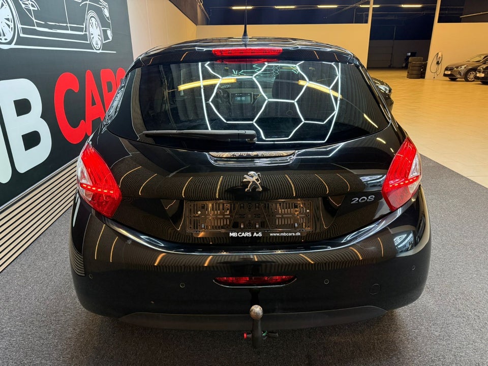 Peugeot 208 1,2 VTi Allure 5d