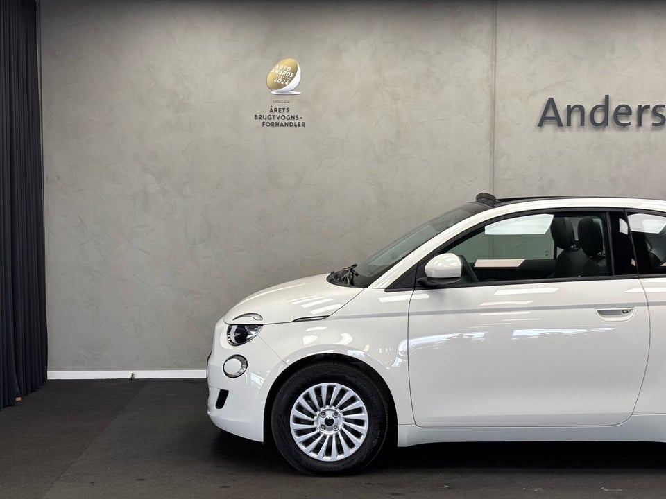 Fiat 500e 42 Icon Cabrio 2d