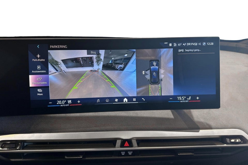 BMW iX xDrive60 Fully Charged 5d
