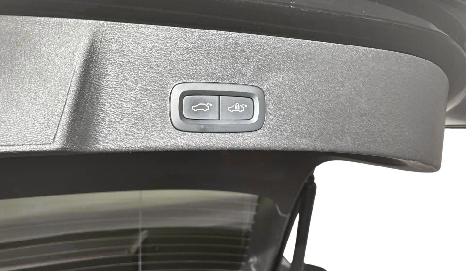 Volvo XC40 P6 ReCharge Ultimate 5d