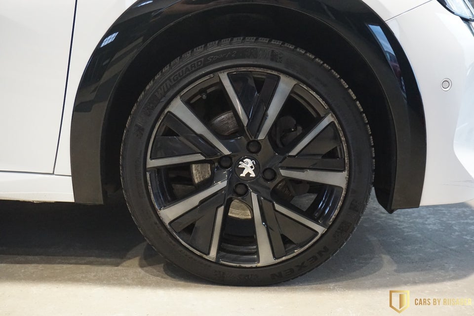 Peugeot 208 1,2 PureTech 100 GT 5d