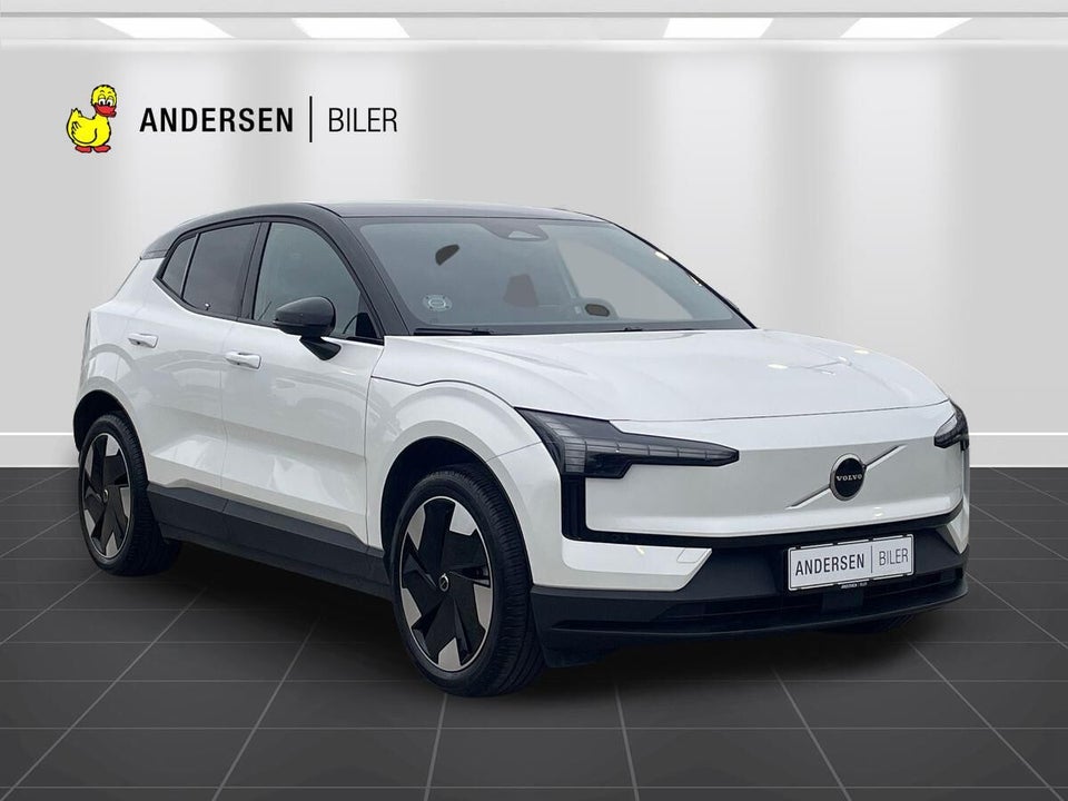Volvo EX30 Extended Range Plus 5d