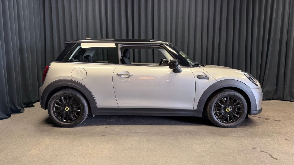 MINI Cooper SE Classic Trim 3d