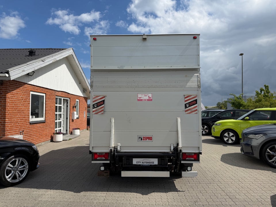 Iveco Daily 3,0 35S18 3750mm Lad AG8 2d
