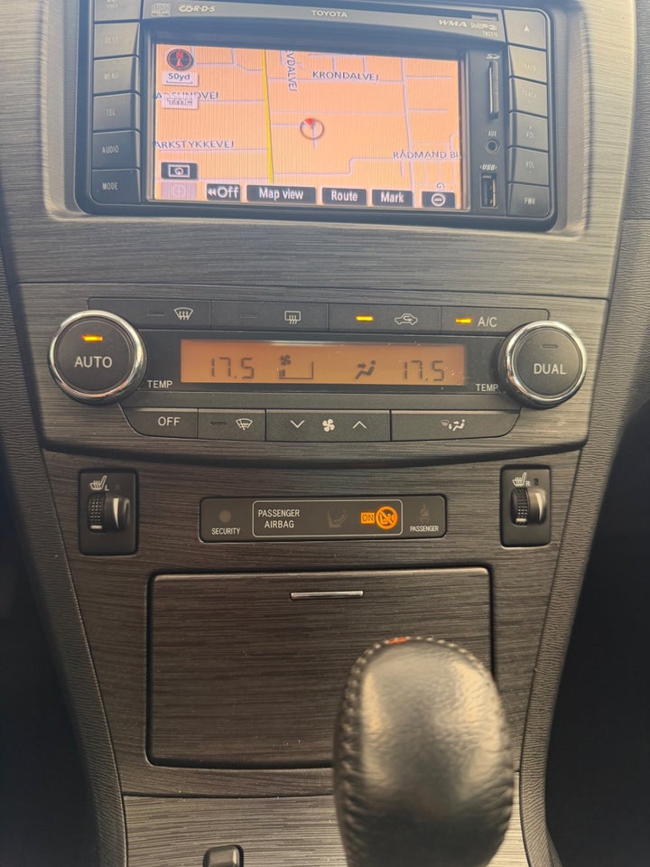 Toyota Avensis 1,8 VVT-i T2 E-CVT 4d