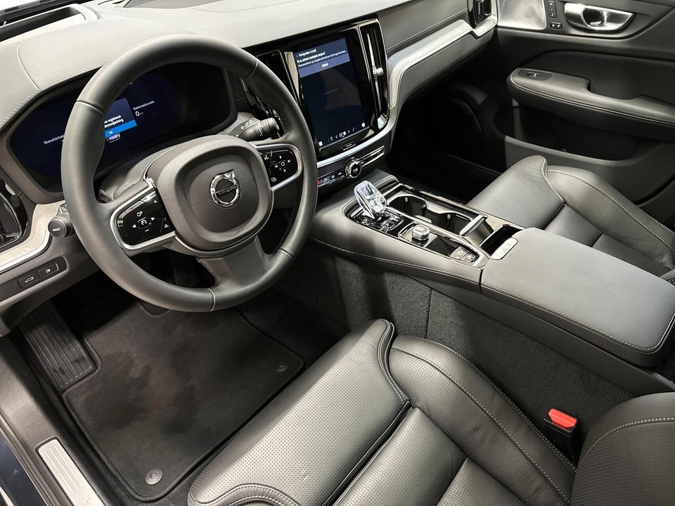 Volvo V60 2,0 T8 ReCharge Ultra aut. AWD 5d