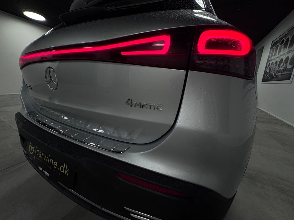 Mercedes EQA350 4Matic 5d