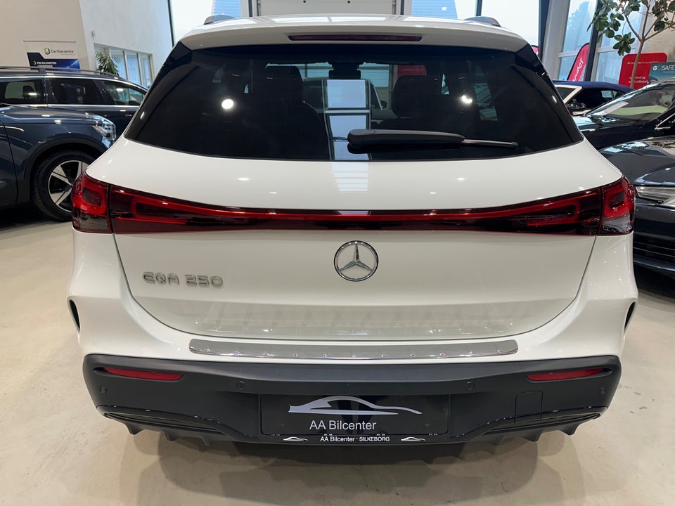Mercedes EQA250 AMG Line 5d