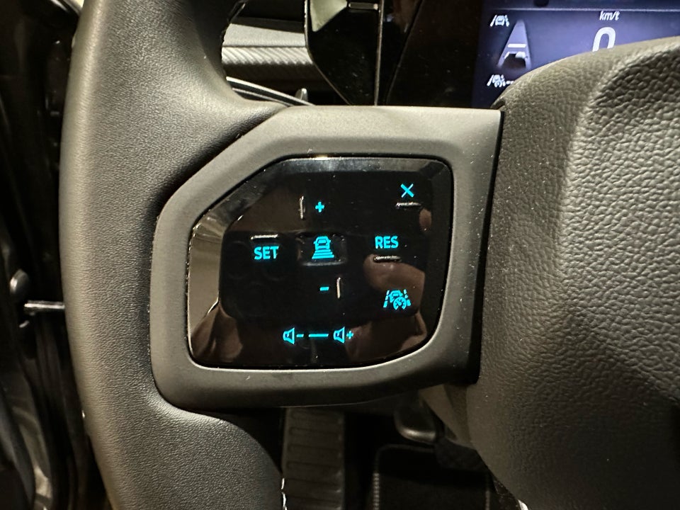 Ford Explorer 82 Premium Extended Range 5d