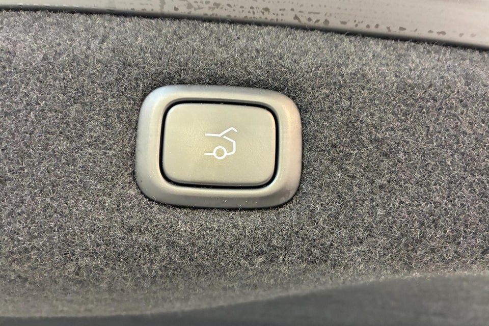 NIO ET5 75 Standard Range 4d