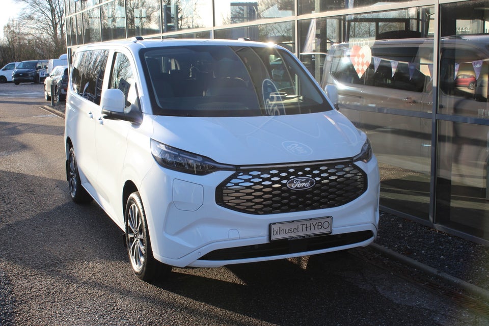 Ford E-Tourneo Custom 340S 64 Titanium X