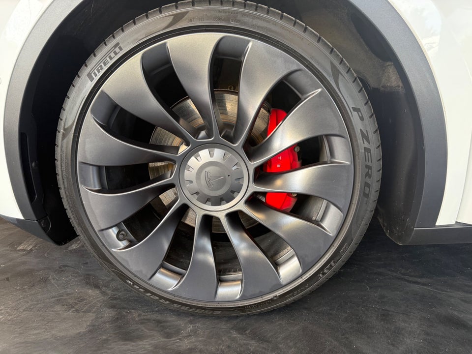 Tesla Model Y Performance AWD 5d