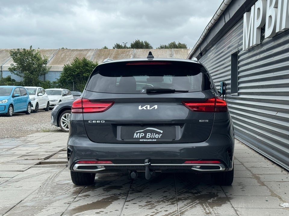 Kia Ceed 1,6 PHEV Upgrade Premium SW DCT 5d