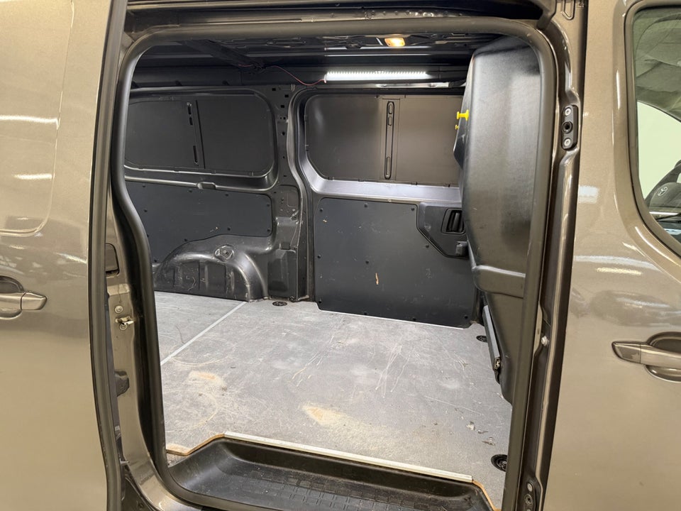 Toyota ProAce 2,0 D 177 Long Comfort Master aut. 5d