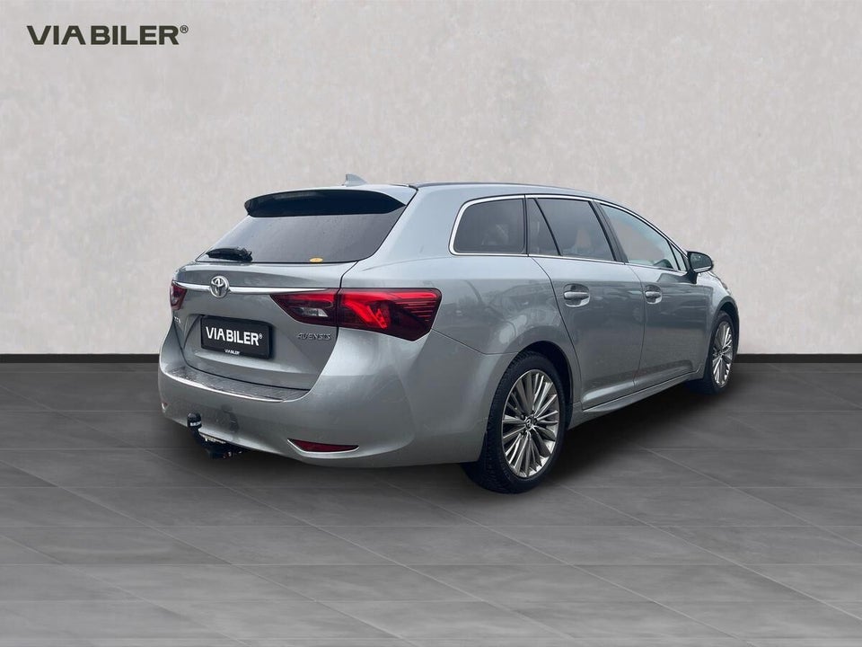 Toyota Avensis 1,8 VVT-i T2 Premium Touring Sports MDS 5d