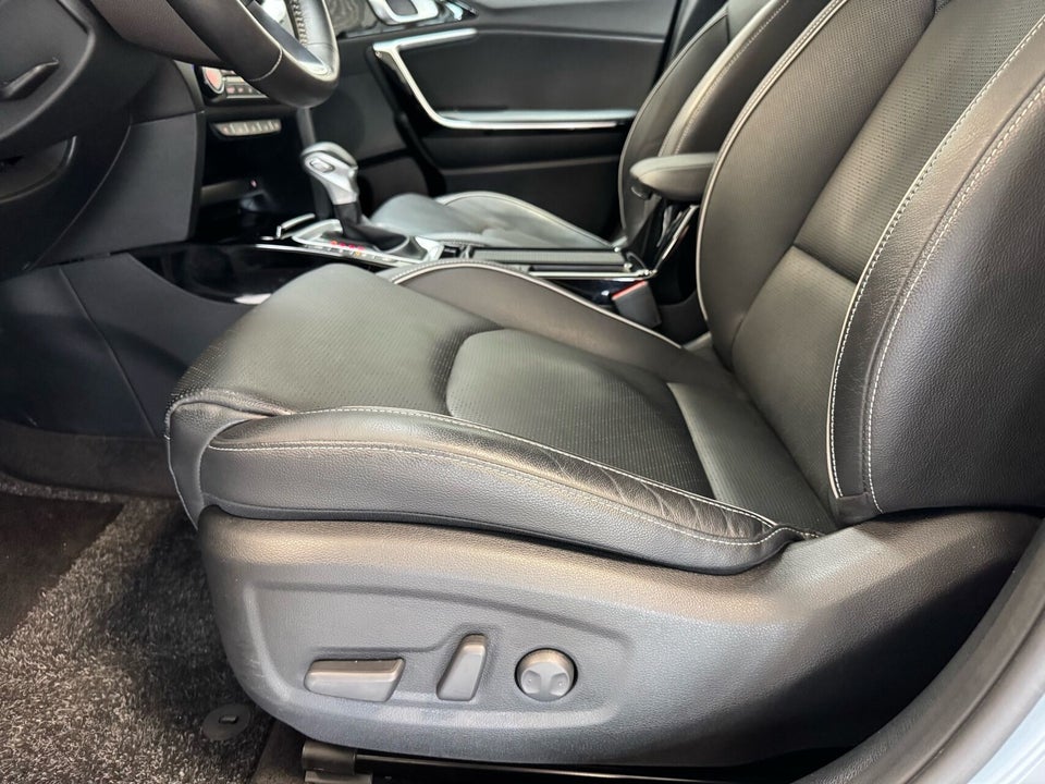 Kia XCeed 1,6 PHEV Upgrade DCT 5d