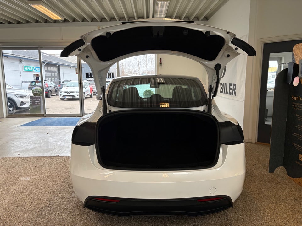 Tesla Model 3 RWD 4d