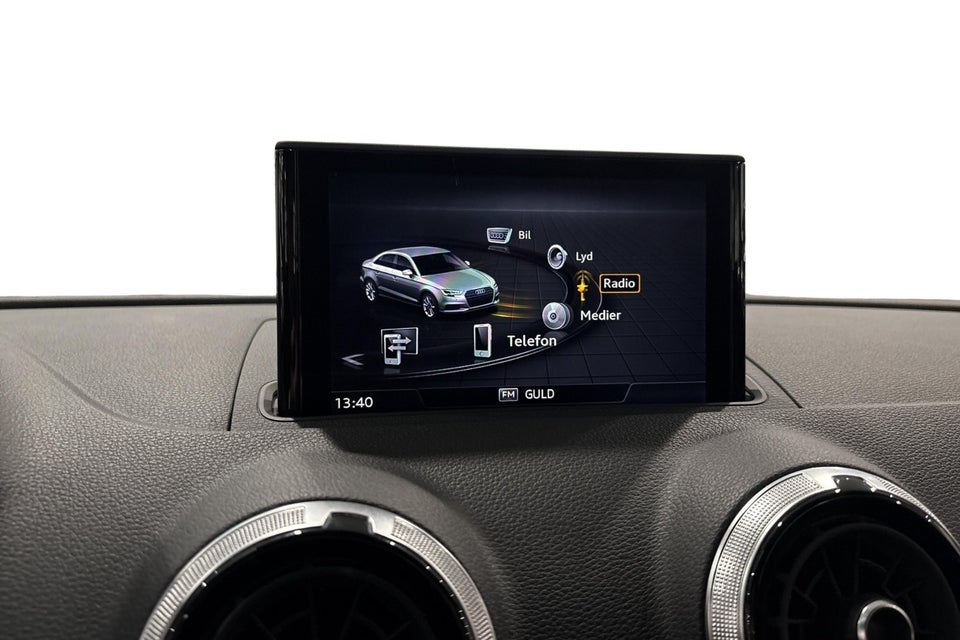 Audi A3 35 TFSi Sport Limited S-tr. 4d