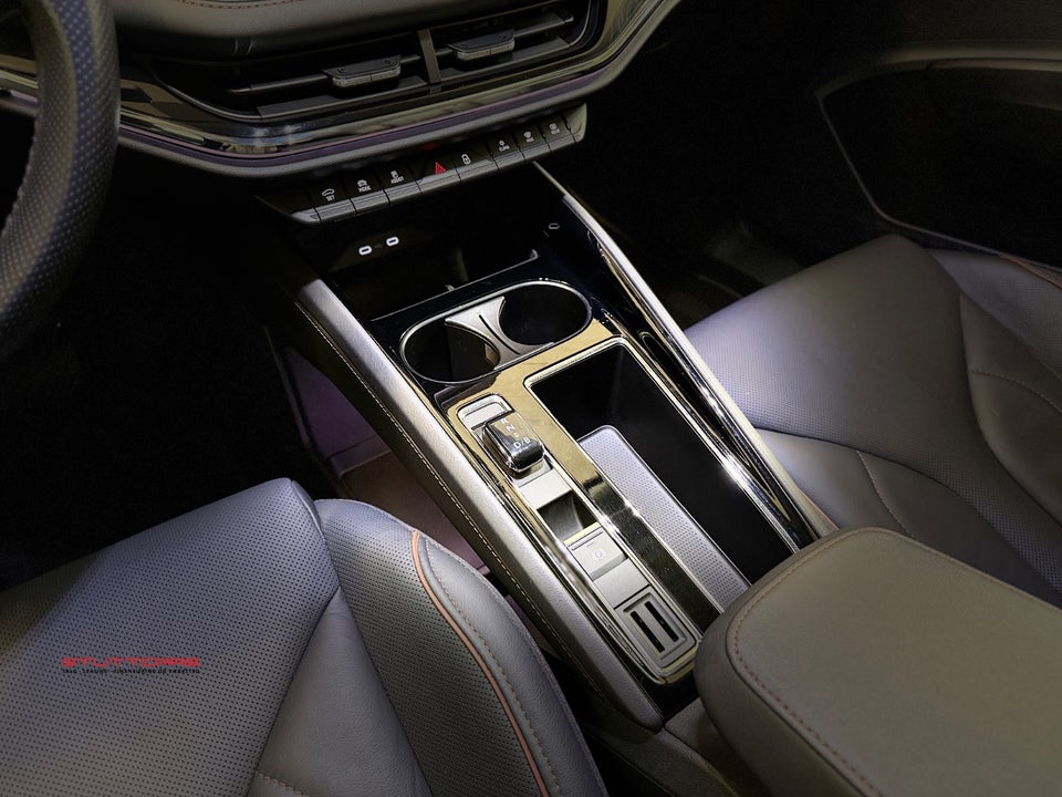 Skoda Enyaq 80 iV Suite 5d