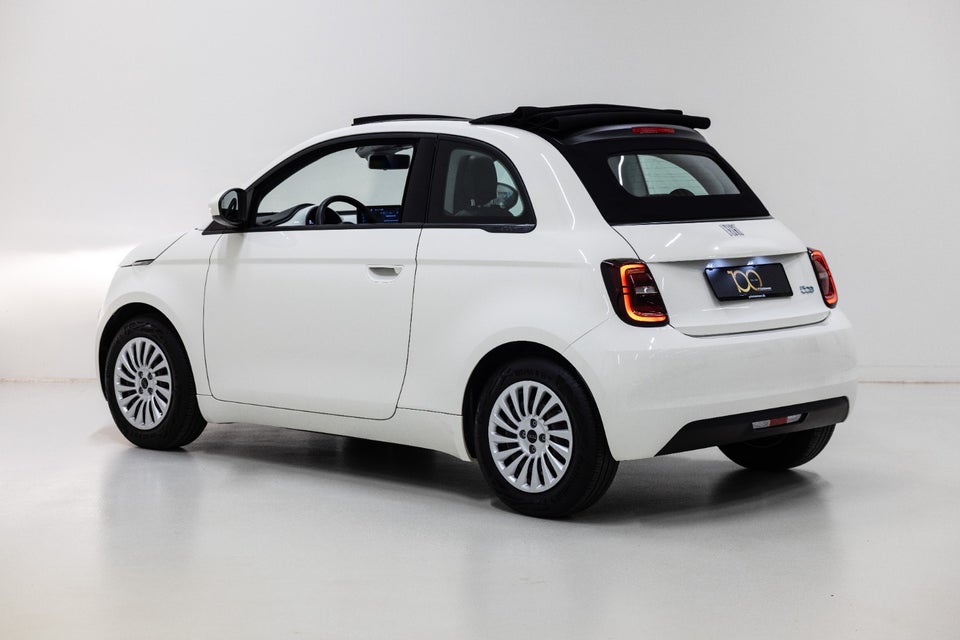 Fiat 500e 42 Icon Cabrio 2d