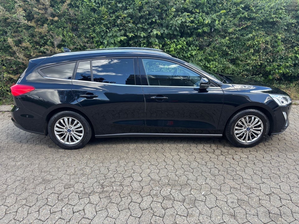 Ford Focus 1,0 EcoBoost Titanium stc. 5d