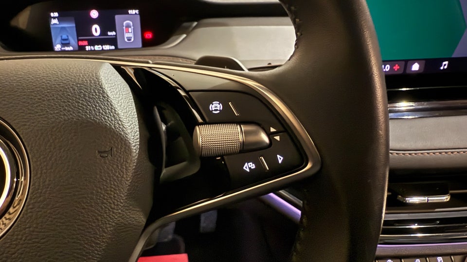 Skoda Enyaq 85 iV Suite 5d