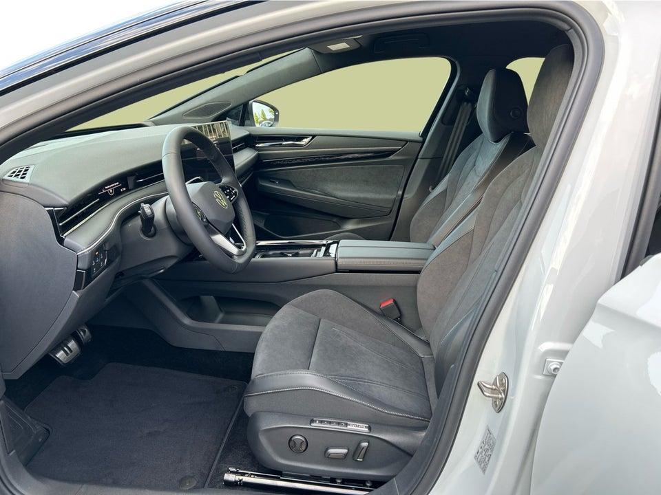 VW ID.7 86 Style S Tourer 5d