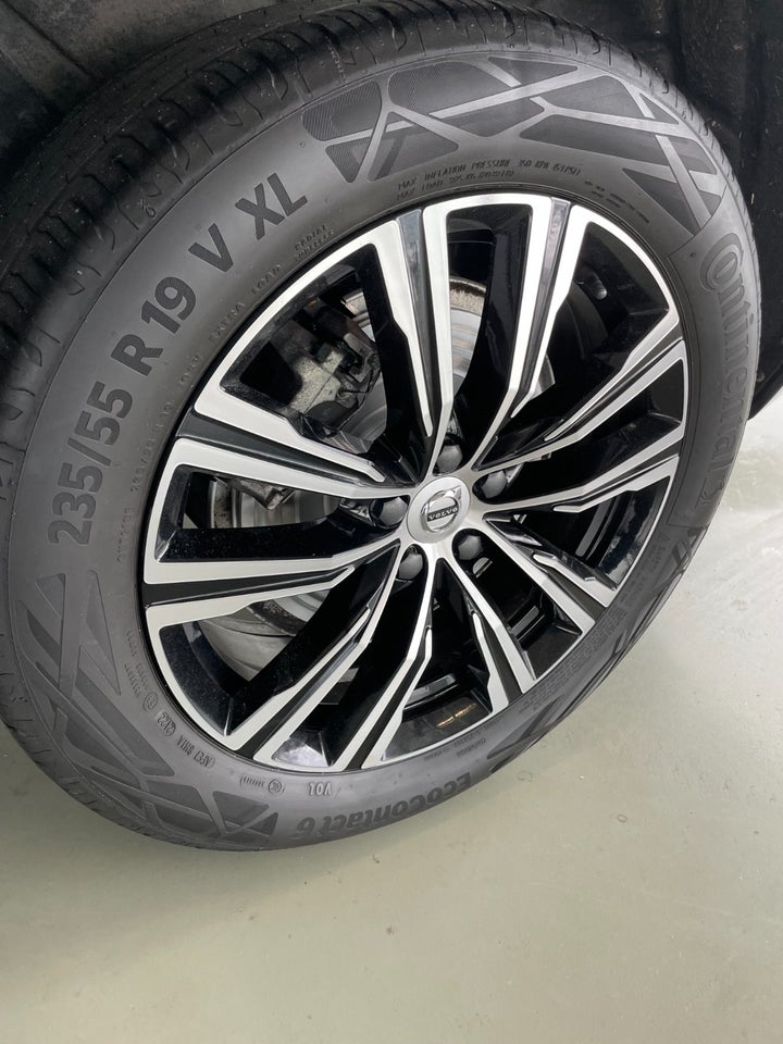 Volvo XC60 2,0 T6 ReCharge Inscription aut. AWD 5d