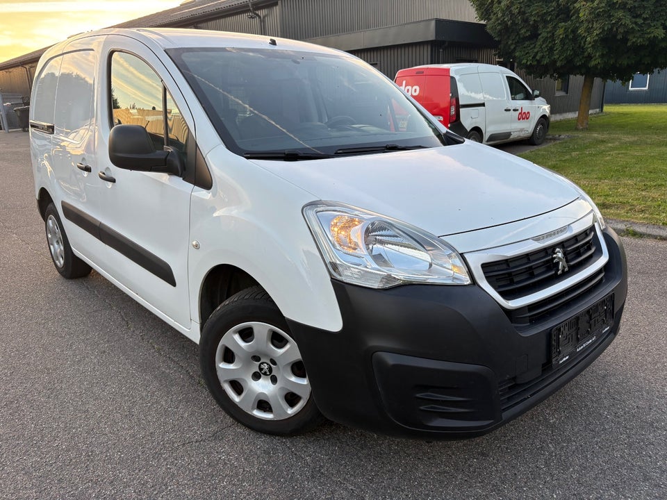Peugeot Partner 1,6 BlueHDi 100 L1 Flex Van 5d