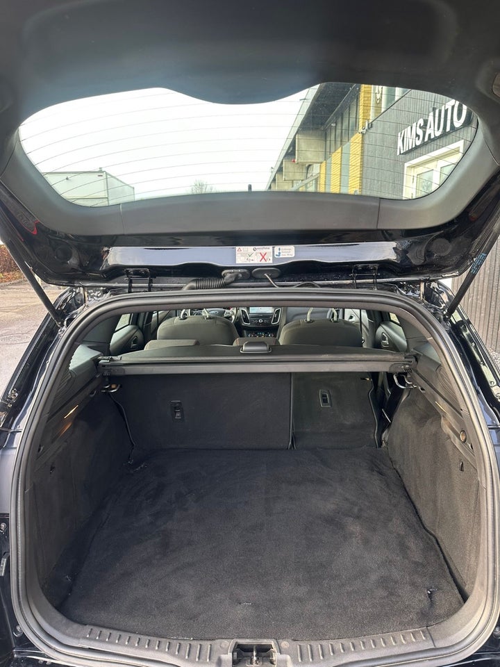 Ford Focus 1,5 EcoBlue ST-Line stc. 5d