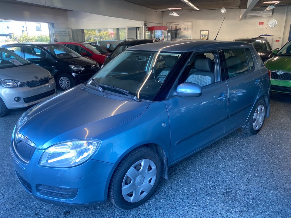 Skoda Fabia 1,4 16V Ambiente 5d