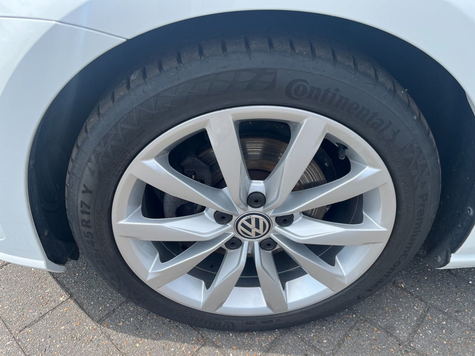 VW Golf VII 1,5 TSi 150 Highline DSG 5d