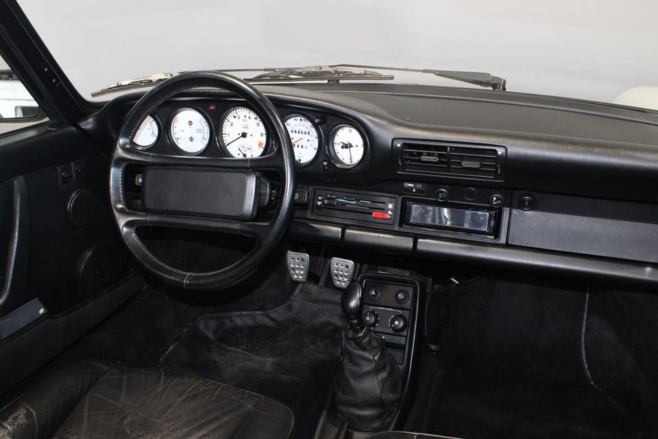 Porsche 911 3,3 Turbo Cabriolet 2d