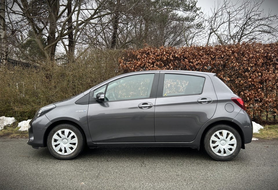 Toyota Yaris 1,5 Hybrid H2 Touch e-CVT 5d