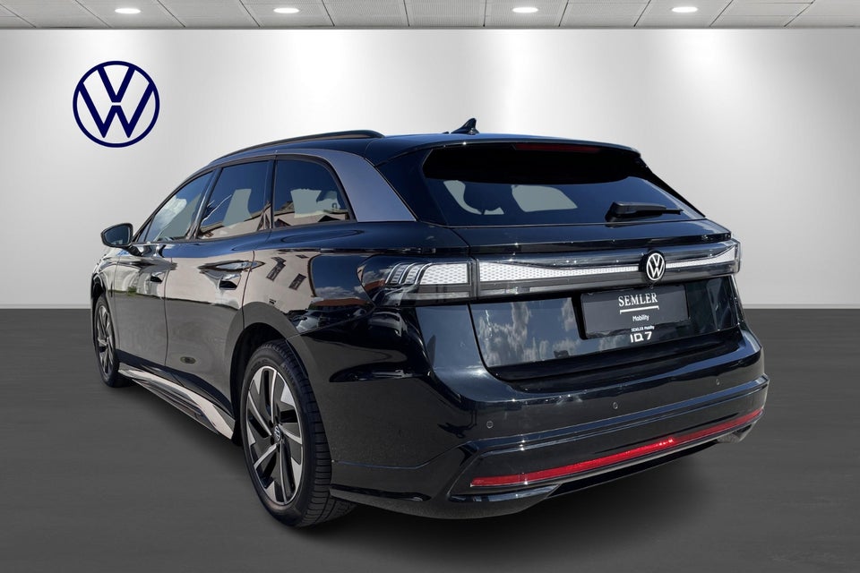 VW ID.7 77 Style Tourer 5d