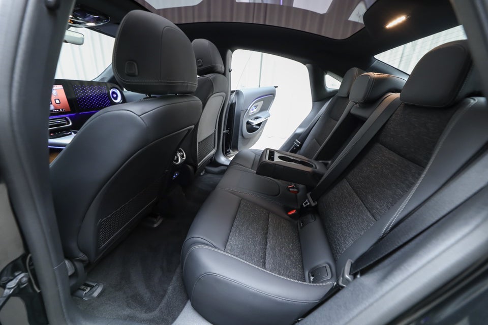 Mercedes CLA250+ EQ Progressive Advance Plus 4d