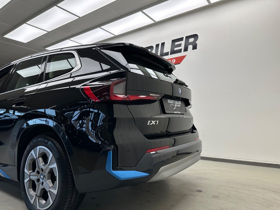 BMW iX1 xDrive30 X-Line 5d