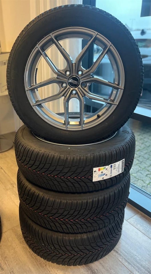 Ford Capri 82 Select Extended Range 5d