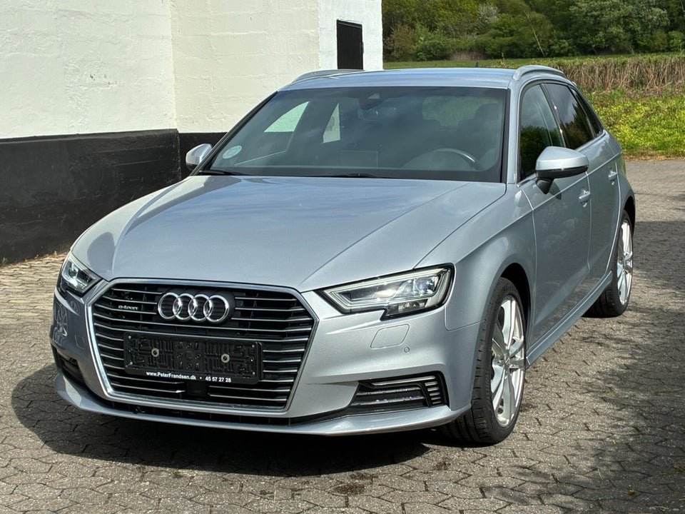 Audi A3 1,4 e-tron Sportback S-tr. 5d