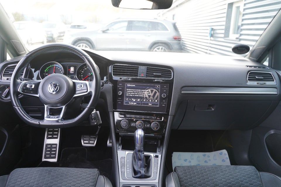 VW Golf VII 1,4 GTE DSG 5d