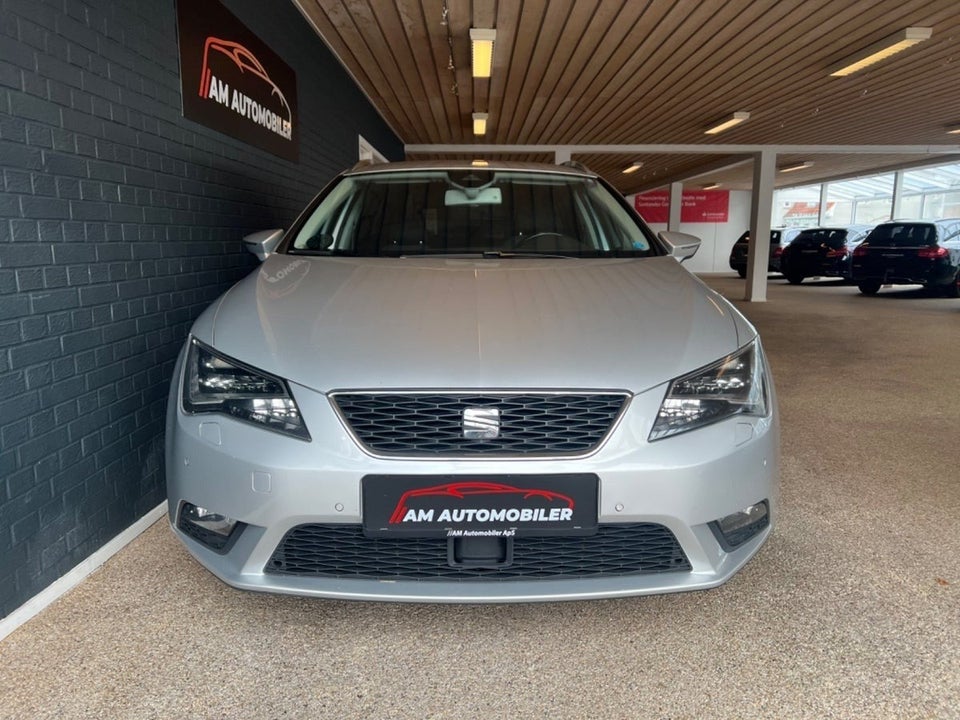 Seat Leon 1,6 TDi 110 Style ST DSG 5d